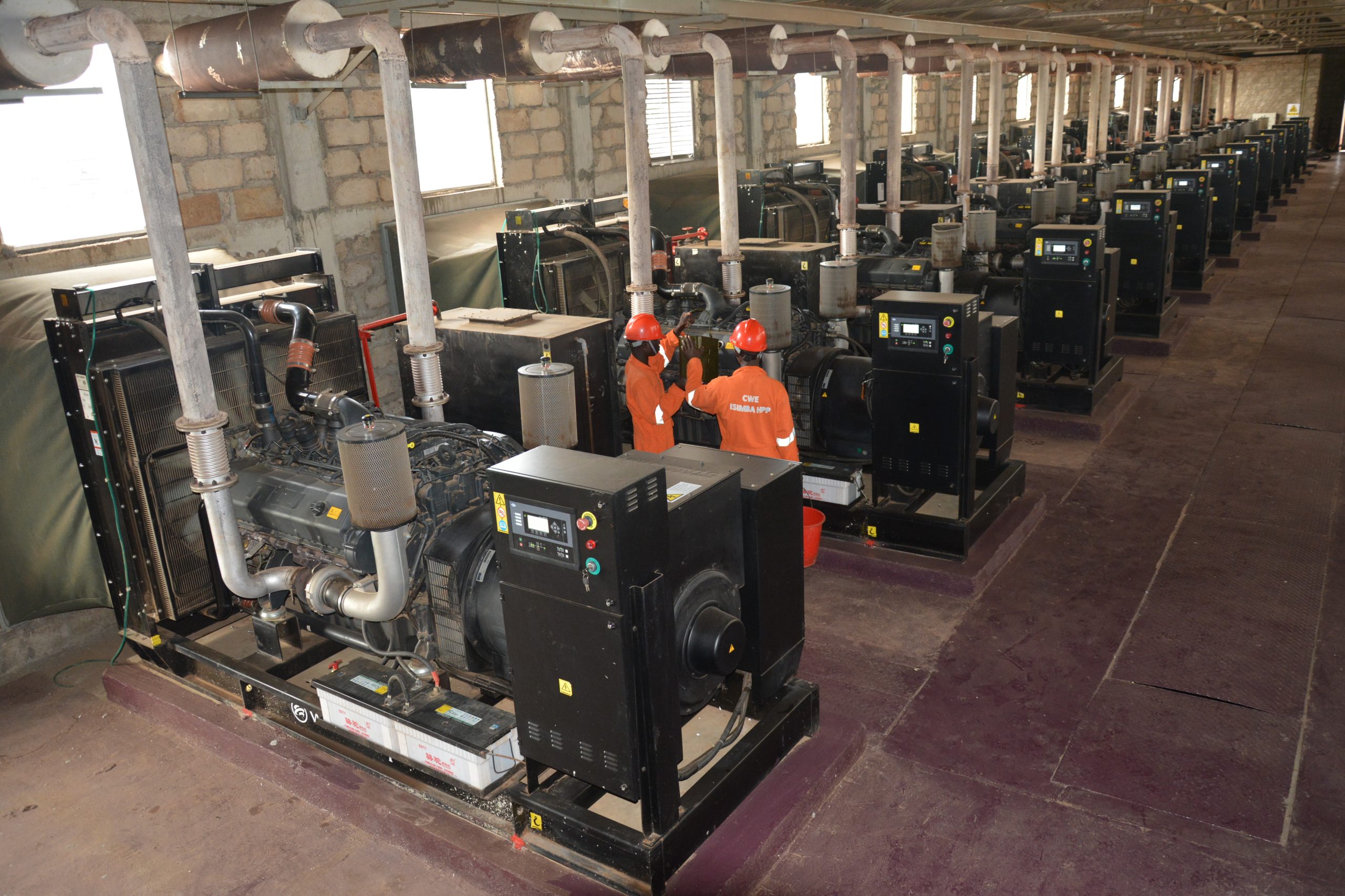 博威故事：乌干达水电站建设施工电站